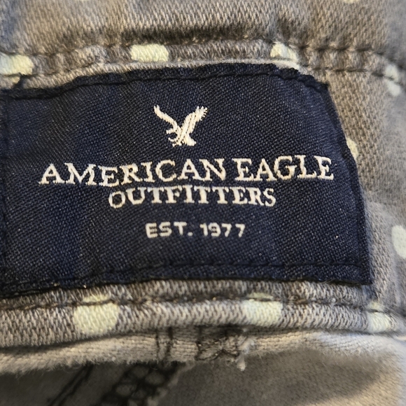 AMERICAN EAGLE Shortalls Womens S/P Stretch Playful Polka Dot Pinup Gray Cutoffs - Picture 13 of 14